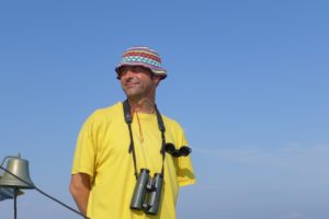 Salvador García is a fisheries scientist working at IEO at Málaga. He is a seabird expert and has participated in many research surveys